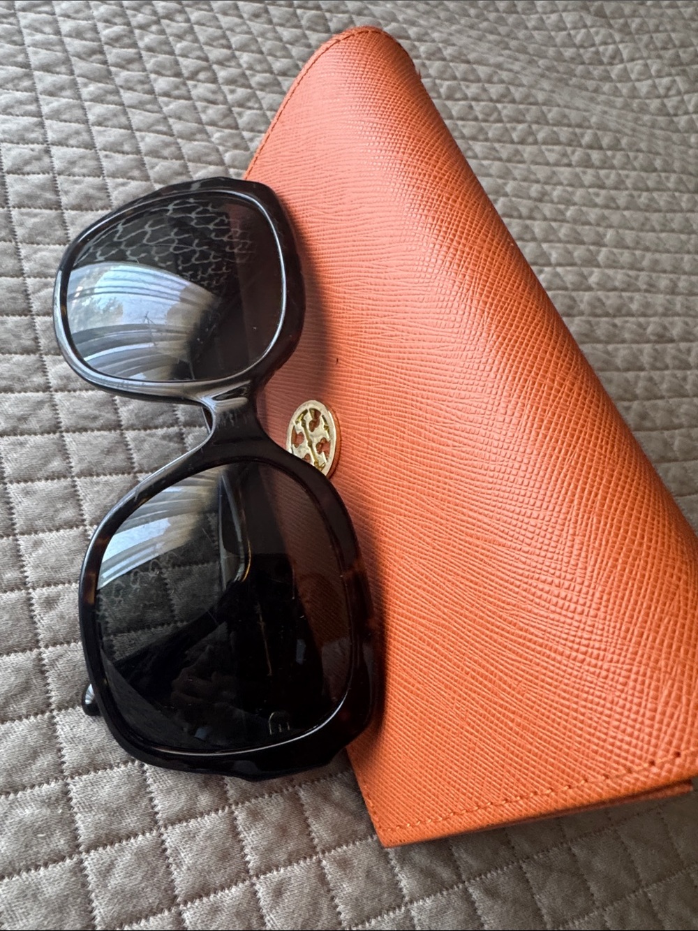 Tory Burch Black Oversized Sunglasses with Orange Saffiano Case